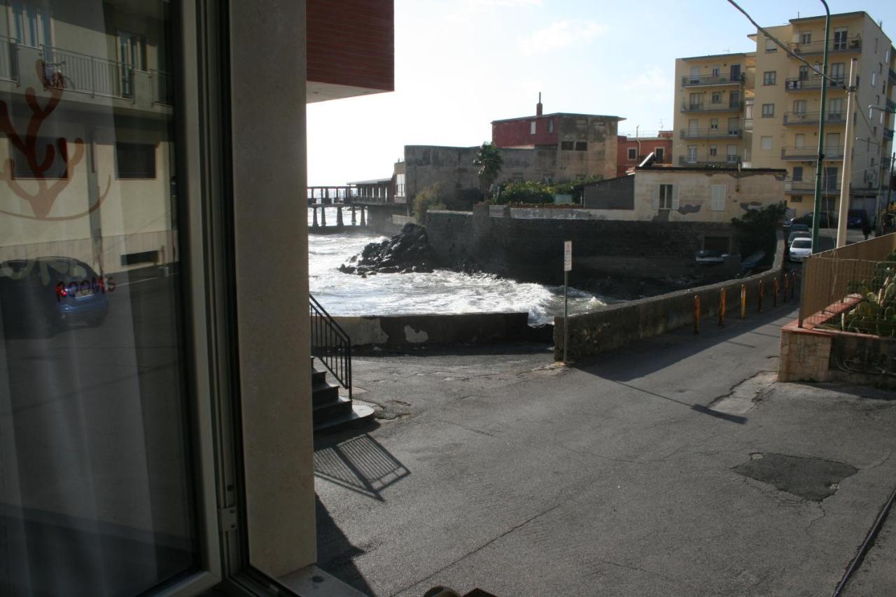 Coral Rooms Torre del Greco Bagian luar foto