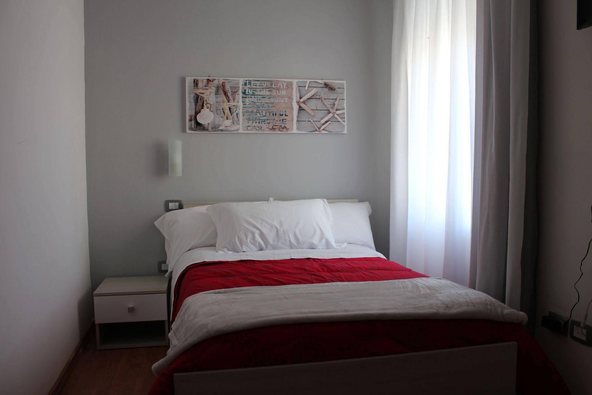 Coral Rooms Torre del Greco Bagian luar foto
